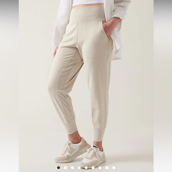 Athleta VENICE MID RISE JOGGER XL - Picture 1 of 7